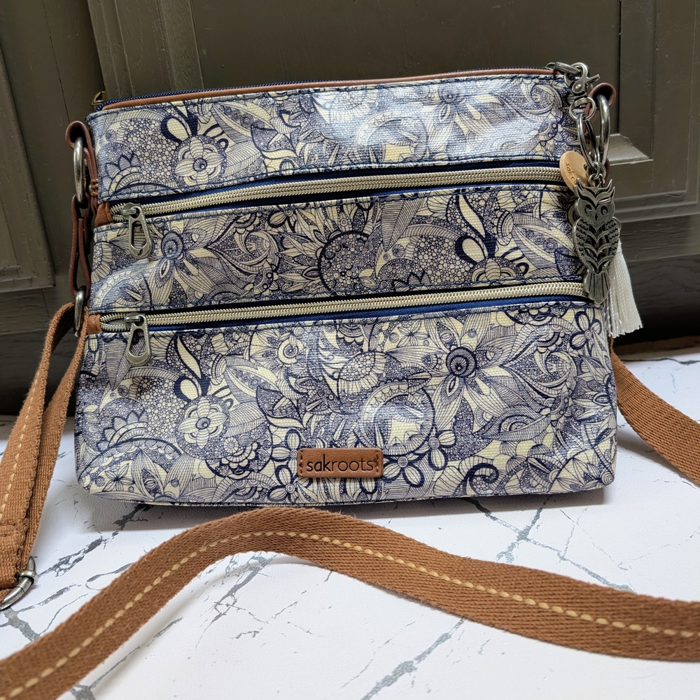Sakroots Blue and Cream Floral Crossbody Bag